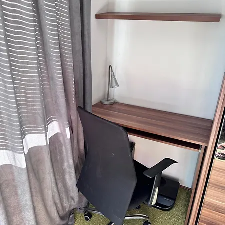 Apartman Key Zderadova 6 *