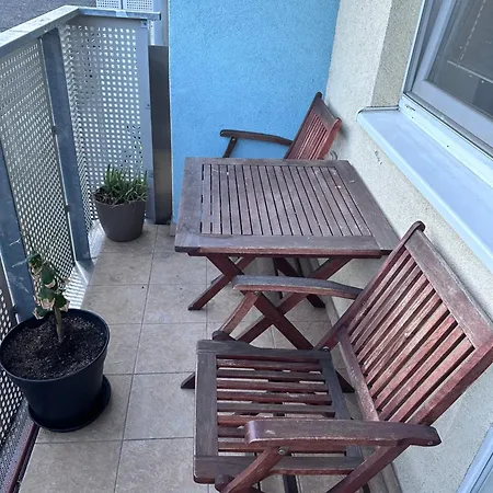 Key Zderadova 6 * Brünn