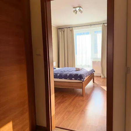 Key Zderadova 6