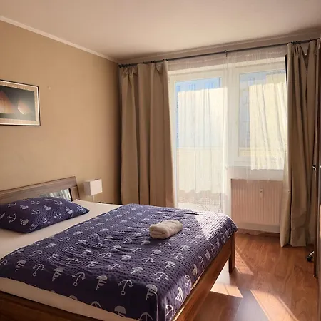Key Zderadova 6 * Brno